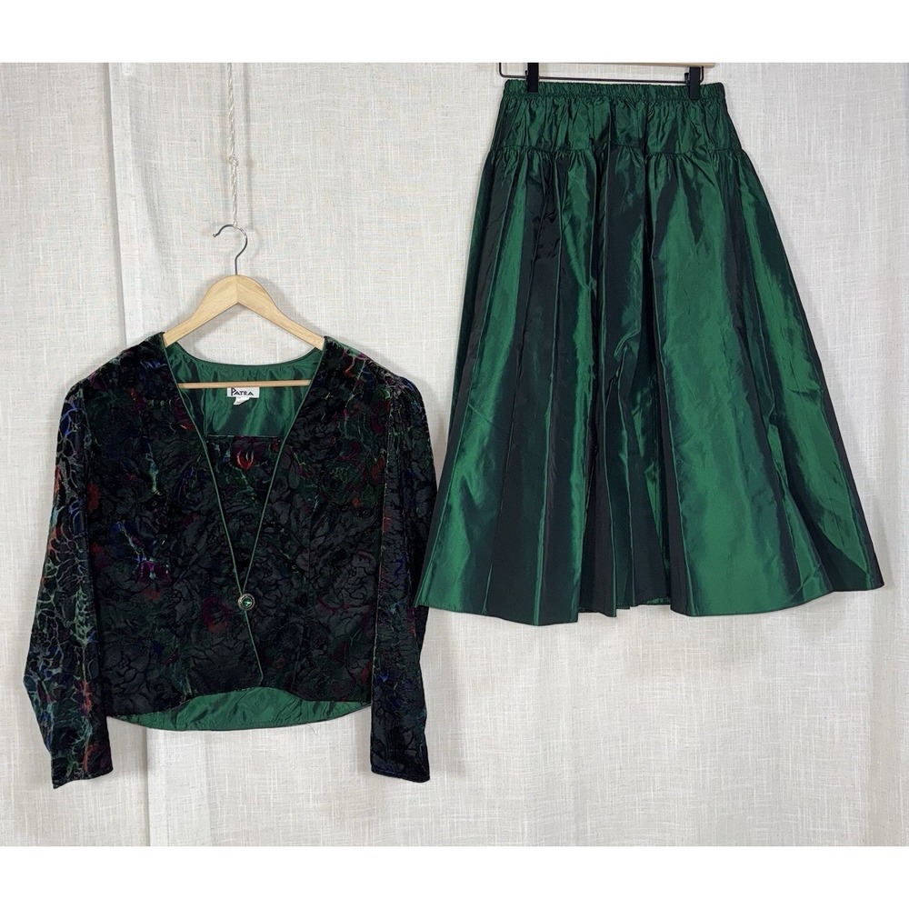 Vintage Patra Women's Blazer Green Floral Velvet Jacket Skirt Suit USA Sz 14